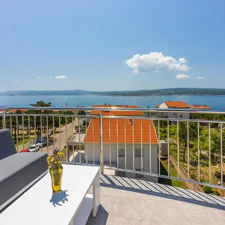 Apartments Sunshine D Crikvenica Exterior photo
