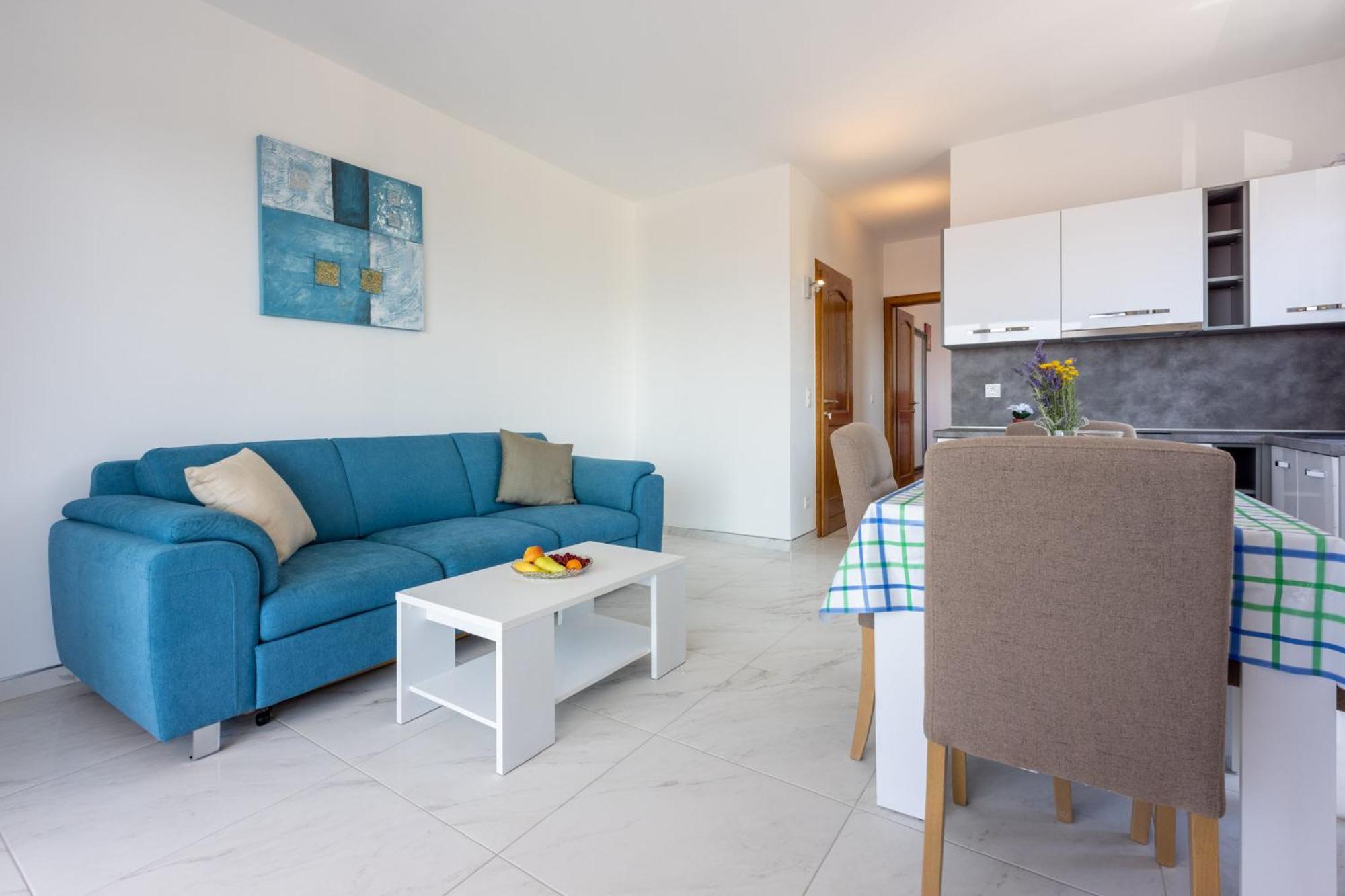 Sunshine D Apartment *